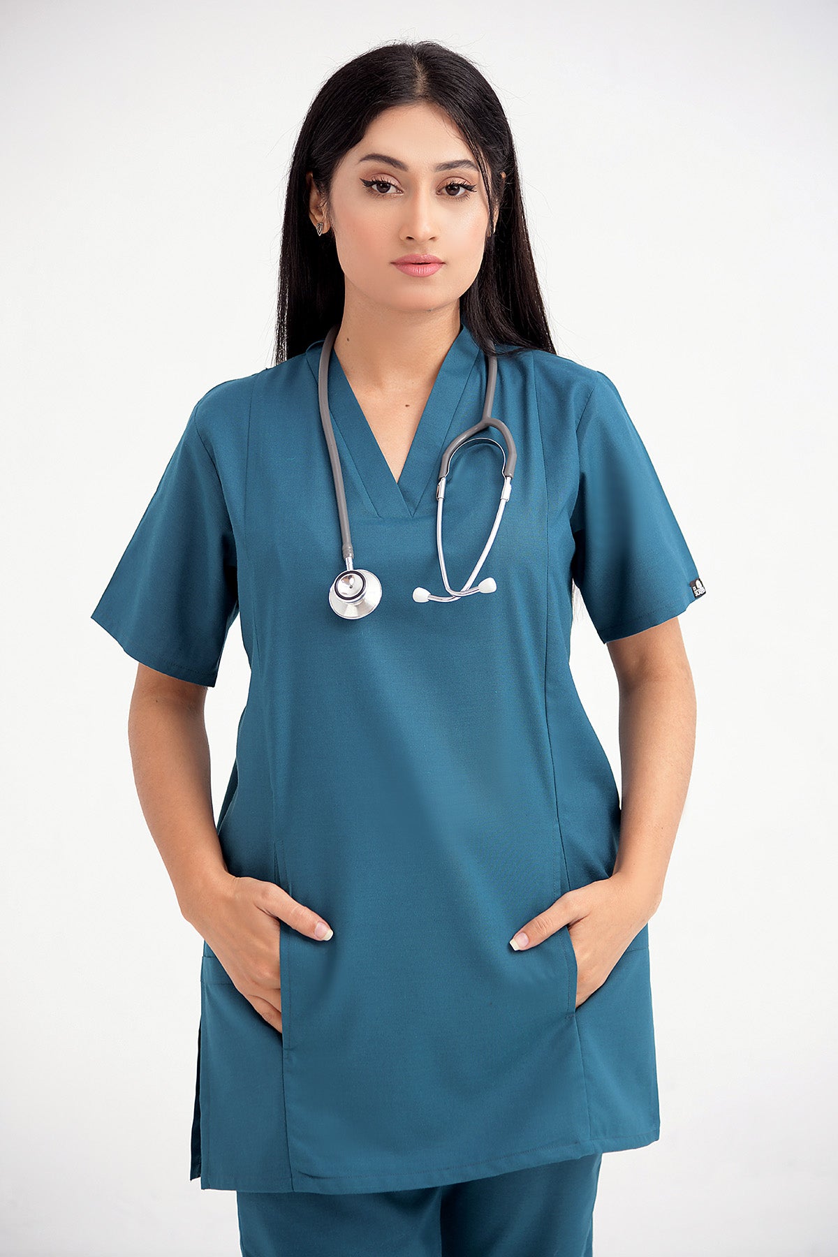 V-Neck Slash Pocket Scrub Kit