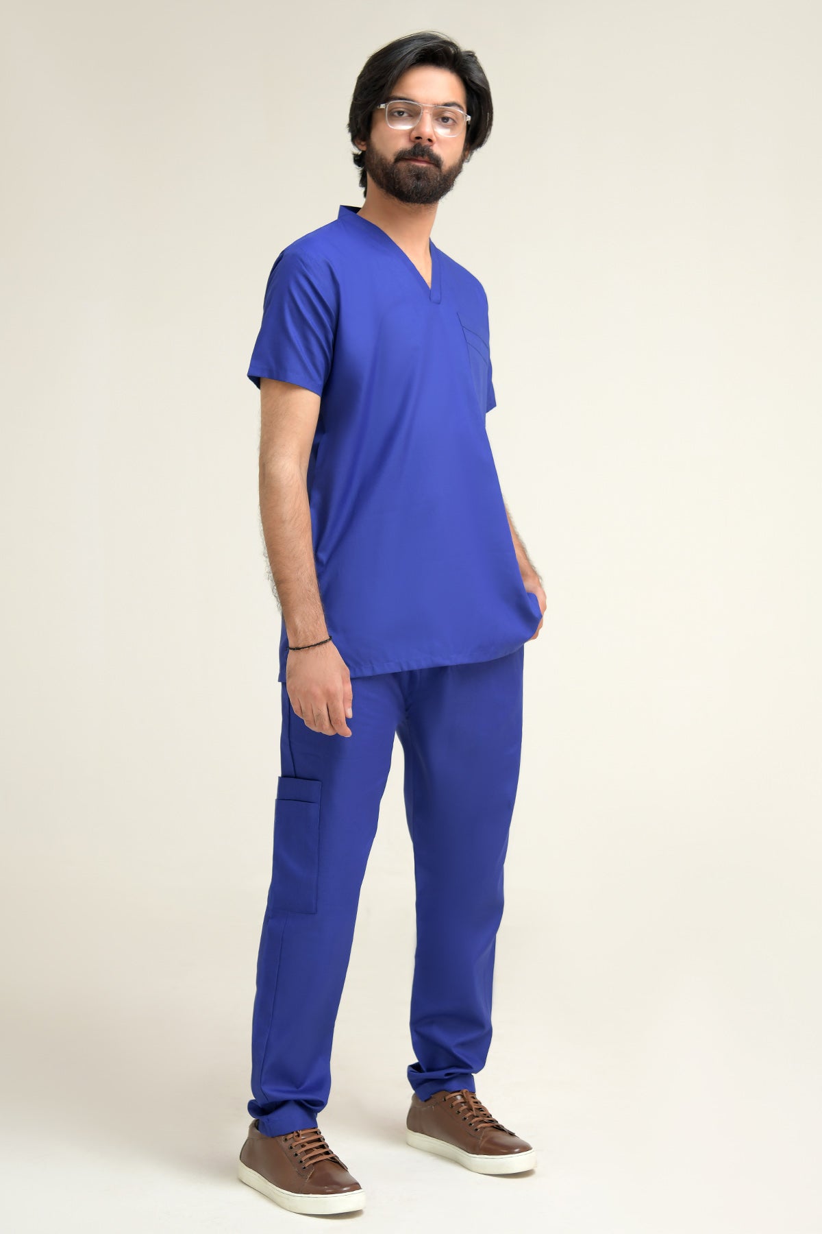 V – Neck Scrub Kit