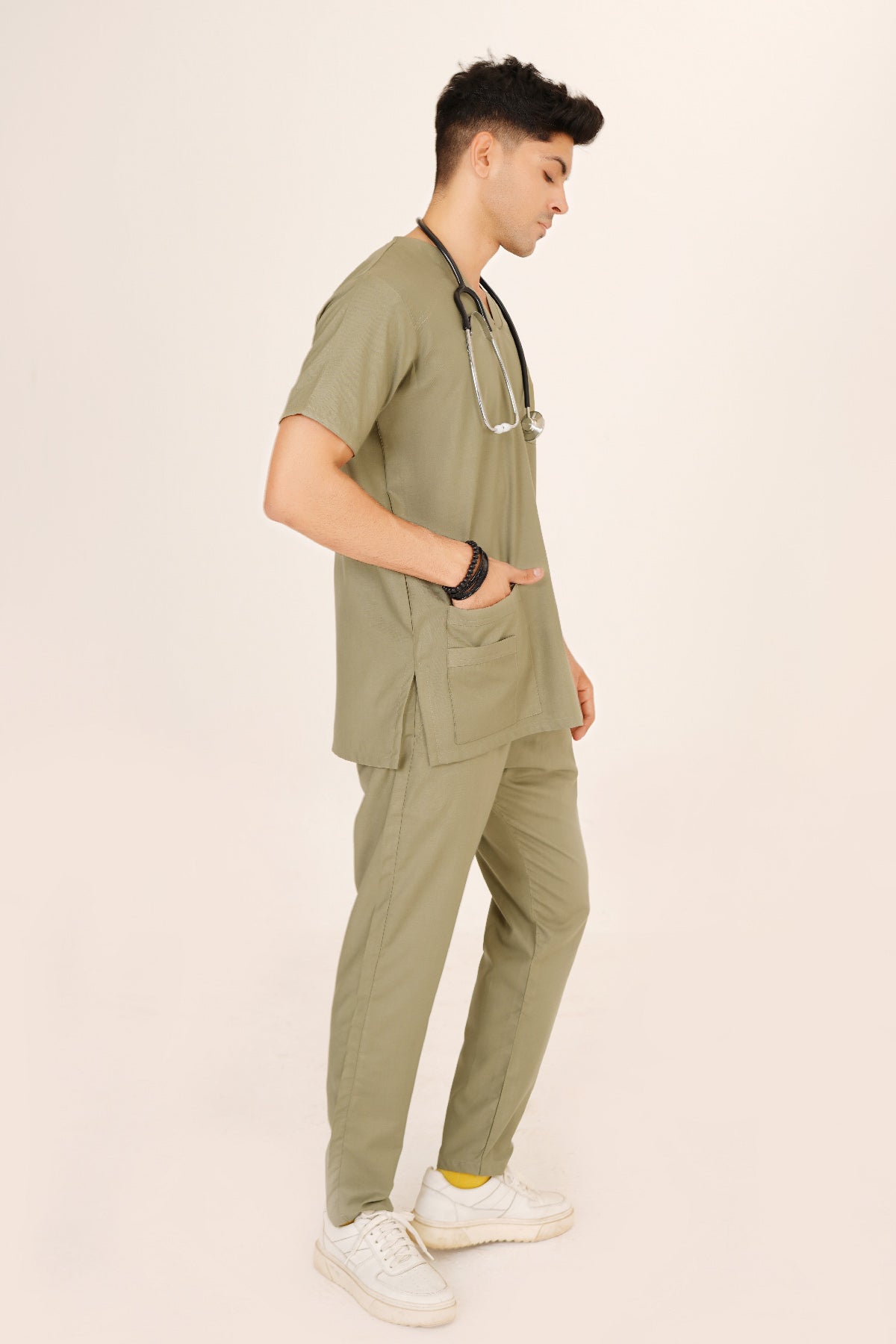 V-Neck 4Pockets Scrub-Kit