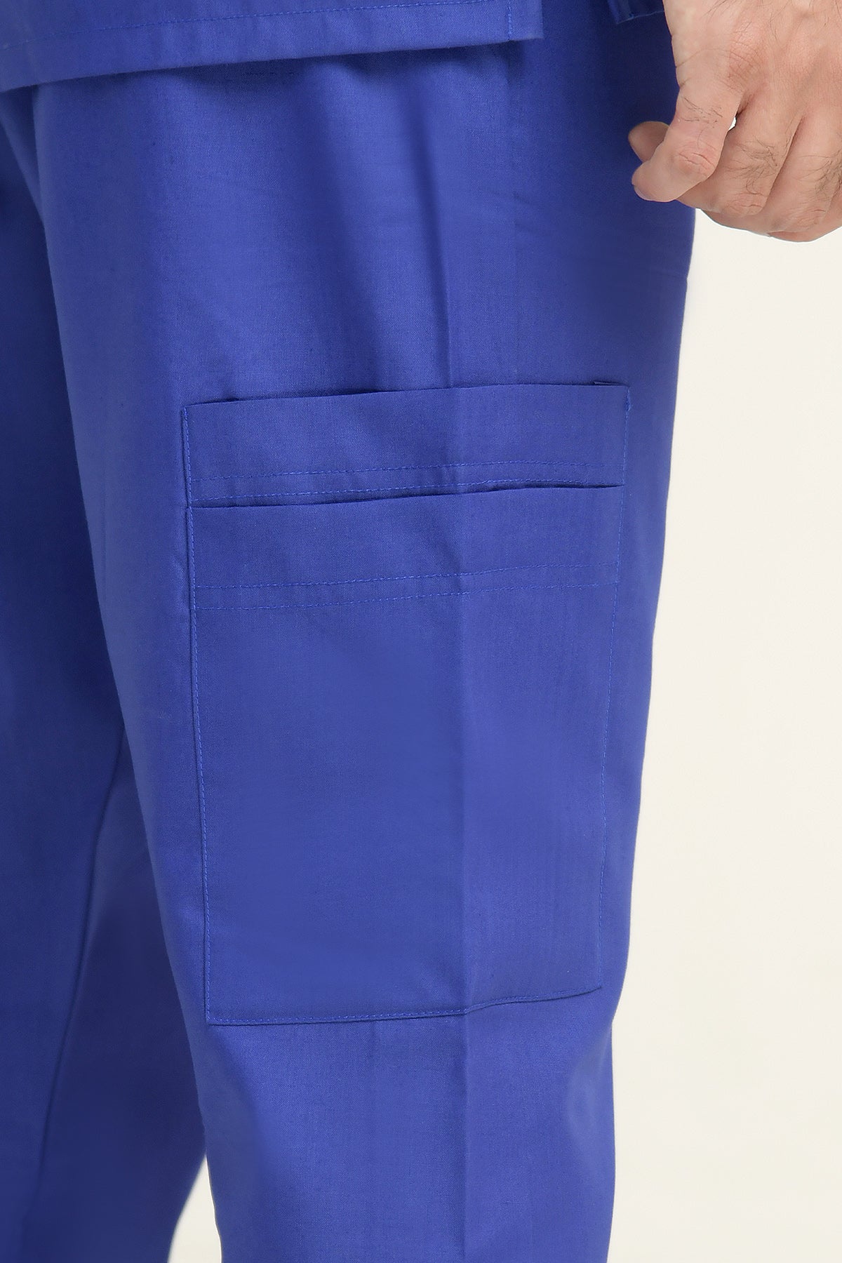 V – Neck Scrub Kit