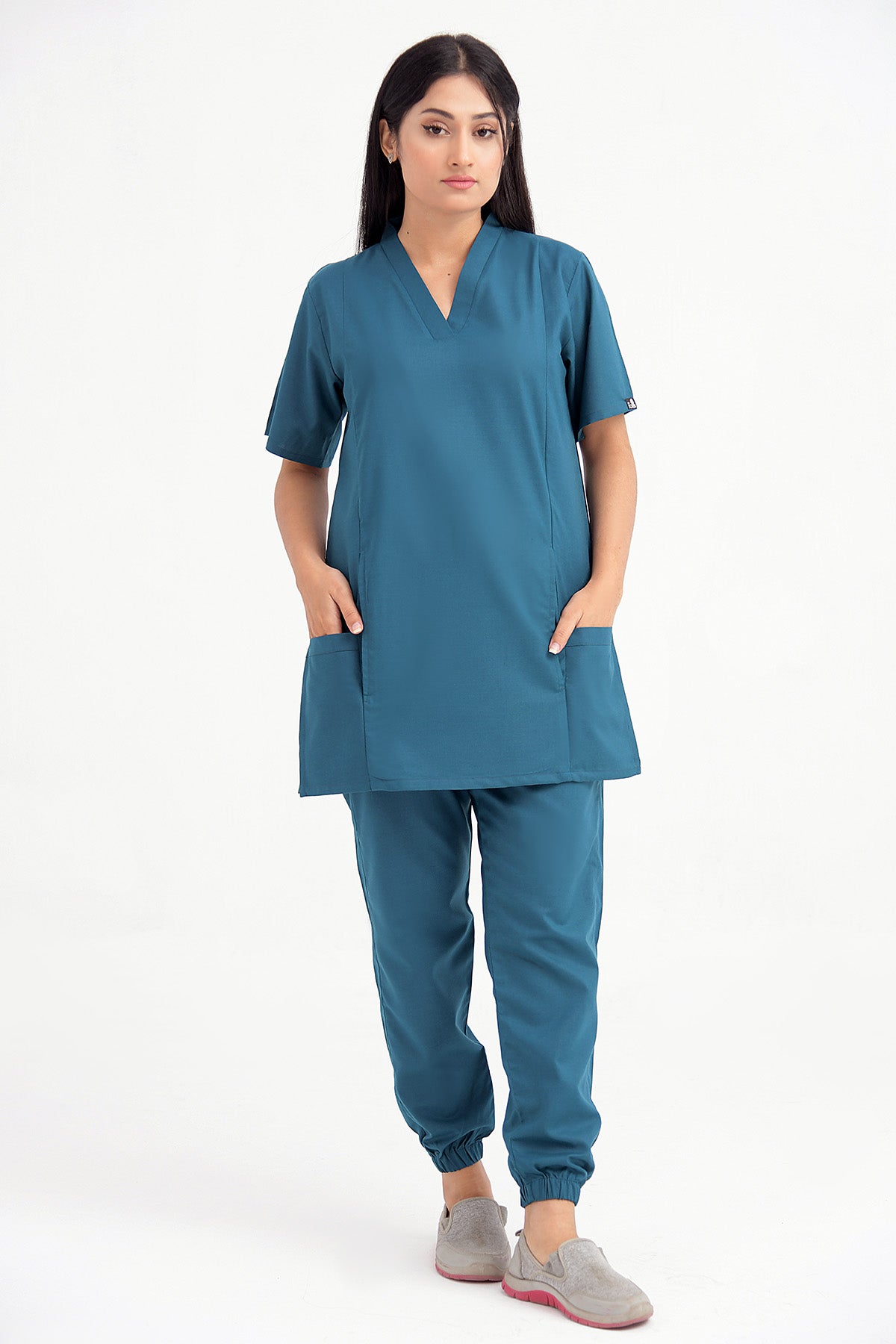 V-Neck Slash Pocket Scrub Kit