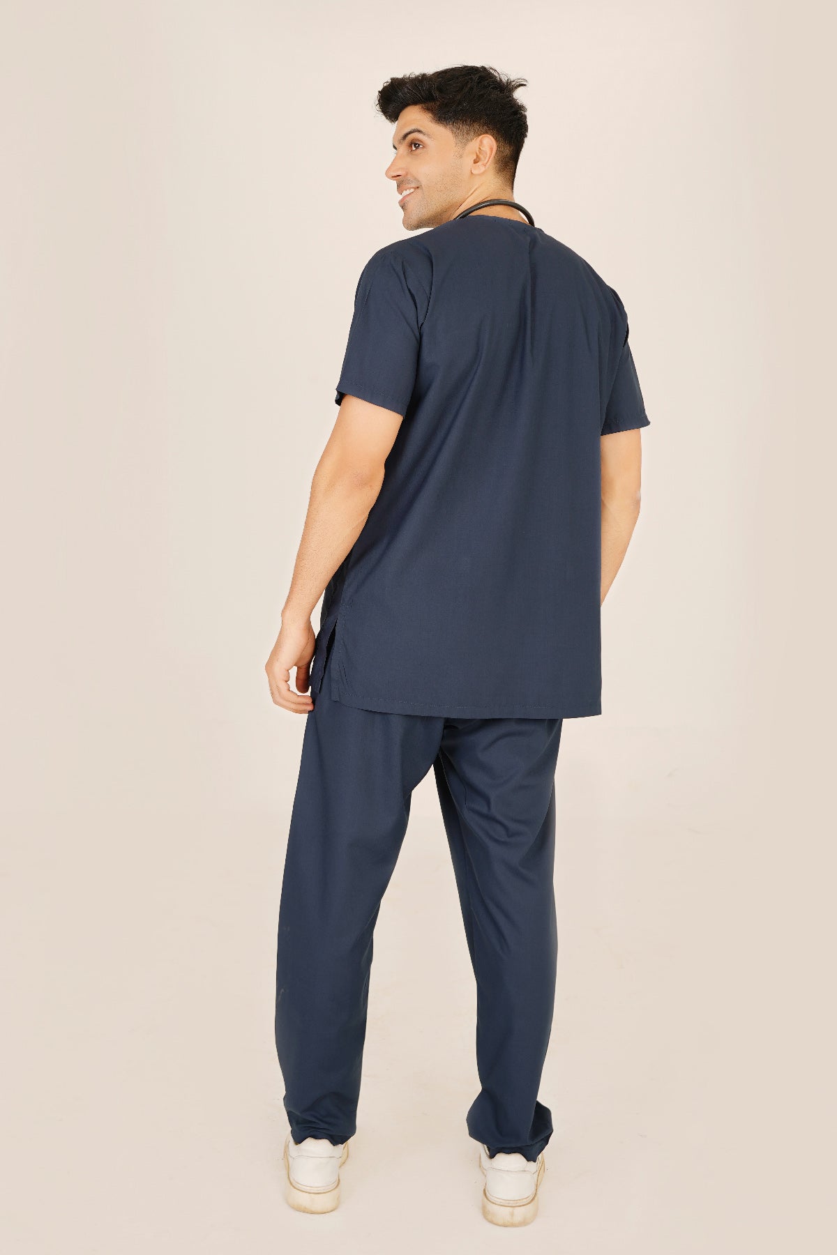 V-Neck 3 Pockets Scrub-Kit