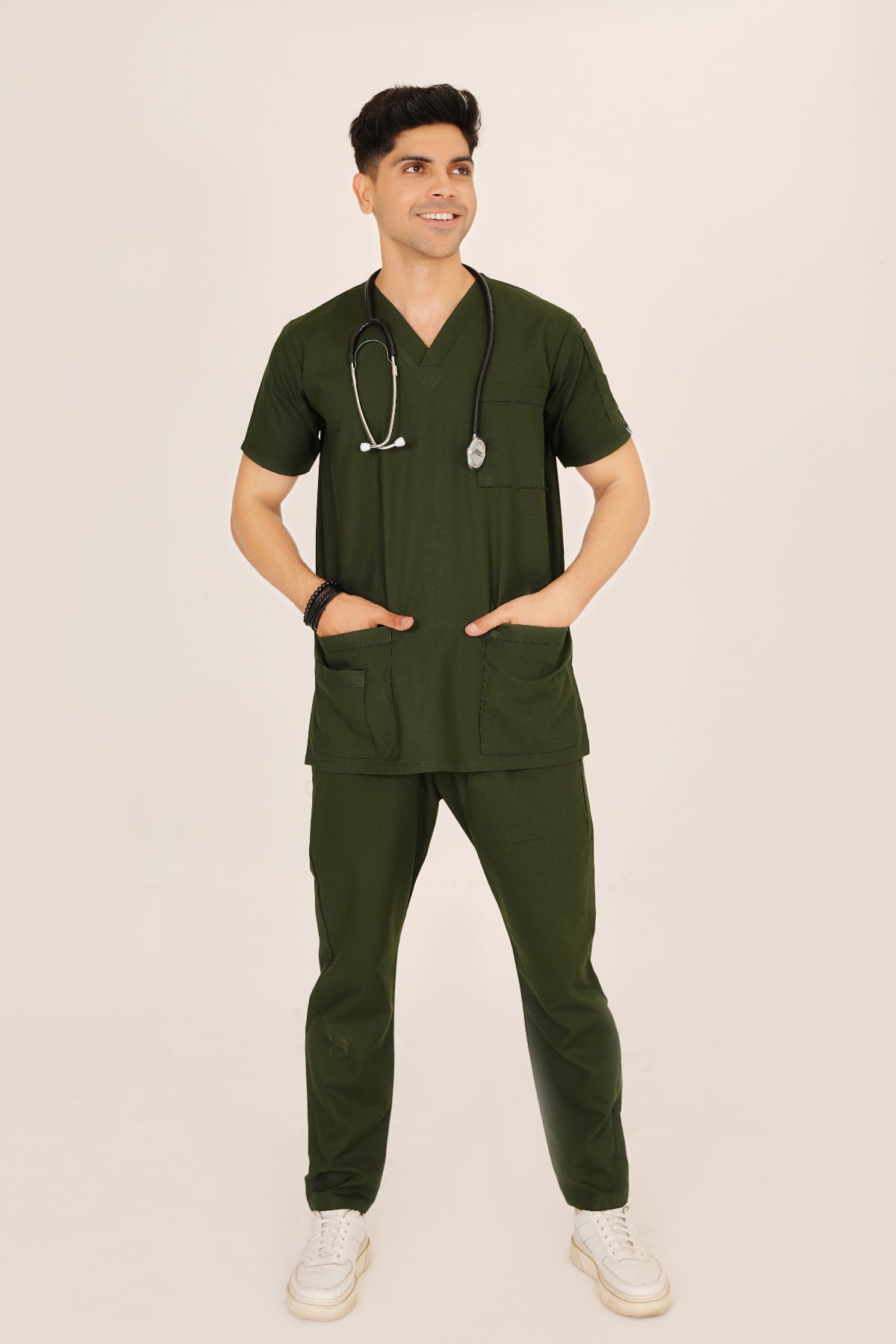 V-Neck 4 Pockets Scrub-Kit