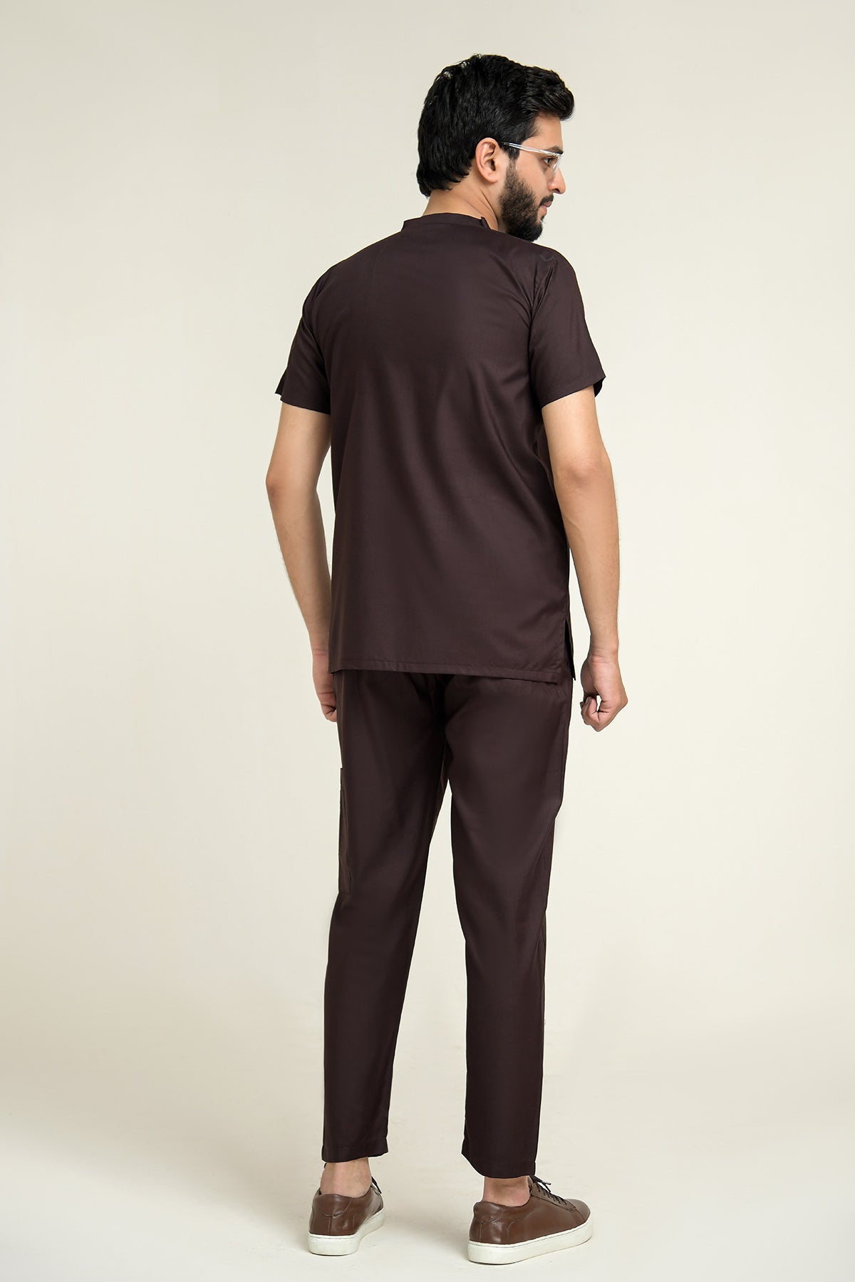 V-Neck Brown Kit