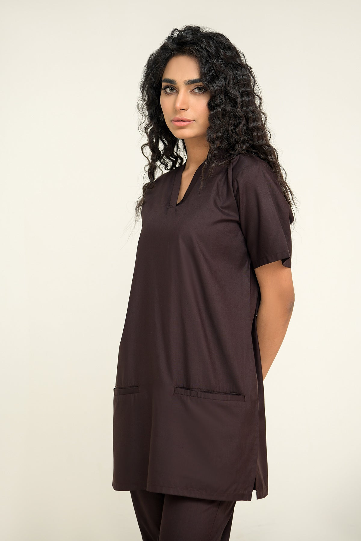 V-Neck Brown Kit