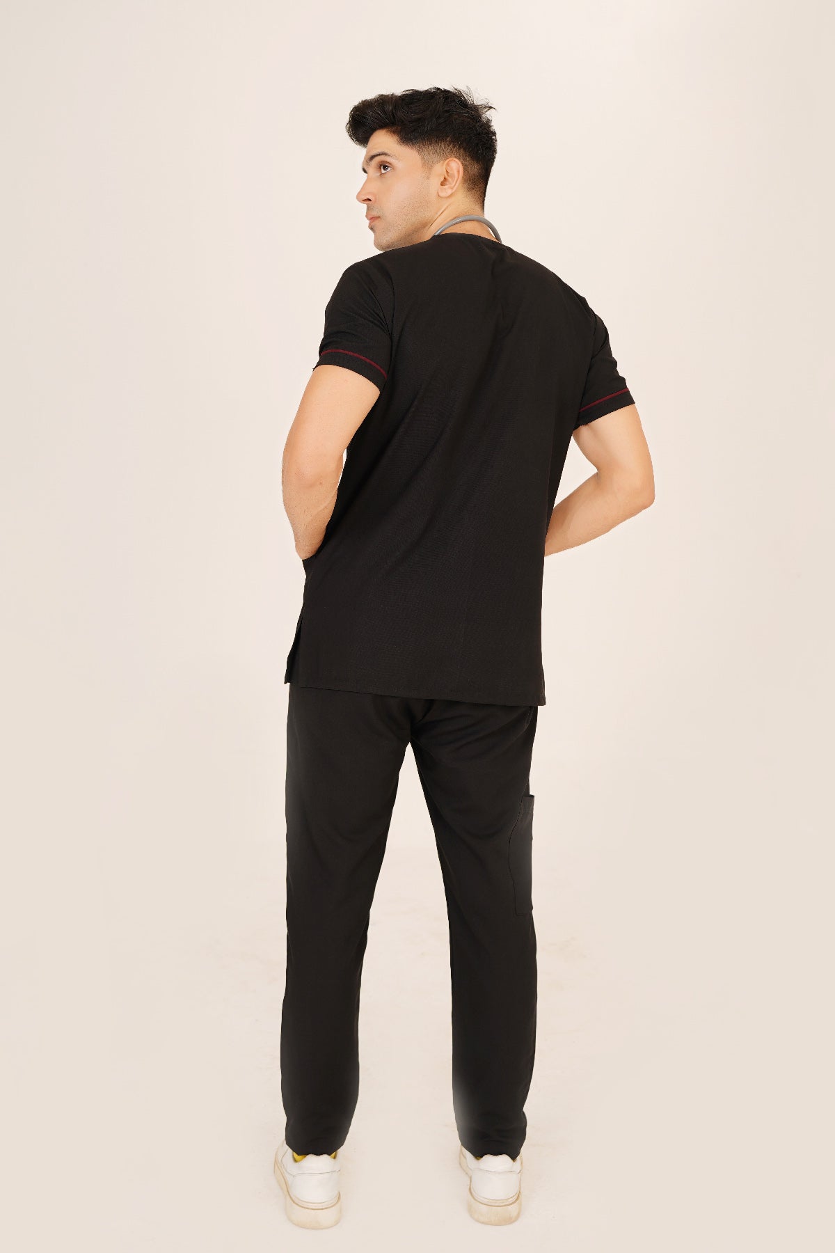 V-Neck 4 Pockets Scrub-Kit